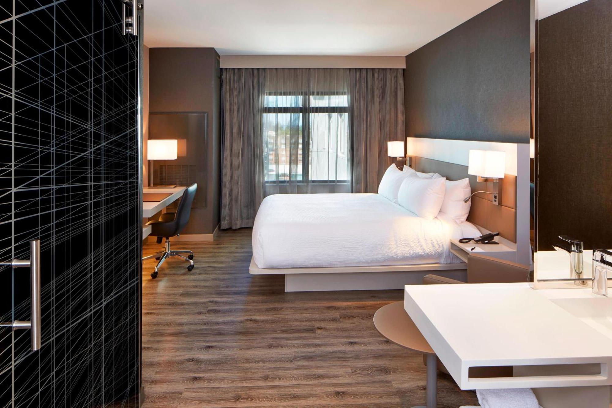 Ac Hotel By Marriott Seattle Bellevue/Downtown Dış mekan fotoğraf